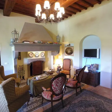 Splendid Farmhouse In With Swimming Pool 度假居 *