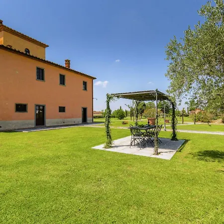 Splendid Farmhouse In With Swimming Pool *