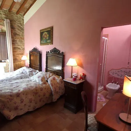 度假居 Splendid Farmhouse In With Swimming Pool *